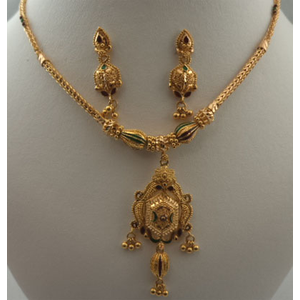 22Karat Gold Meenakari Pendant Necklace Set